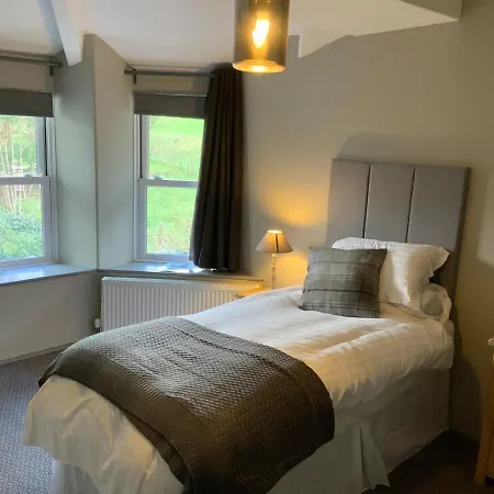 여관 The Sun Troutbeck Bridge