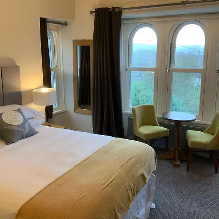 The Sun Han/Misafirhane Troutbeck Bridge