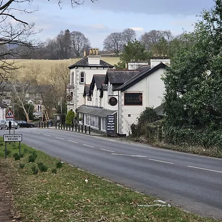 Fogadó The Sun Troutbeck Bridge